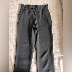 Lululemon black slacks size 4